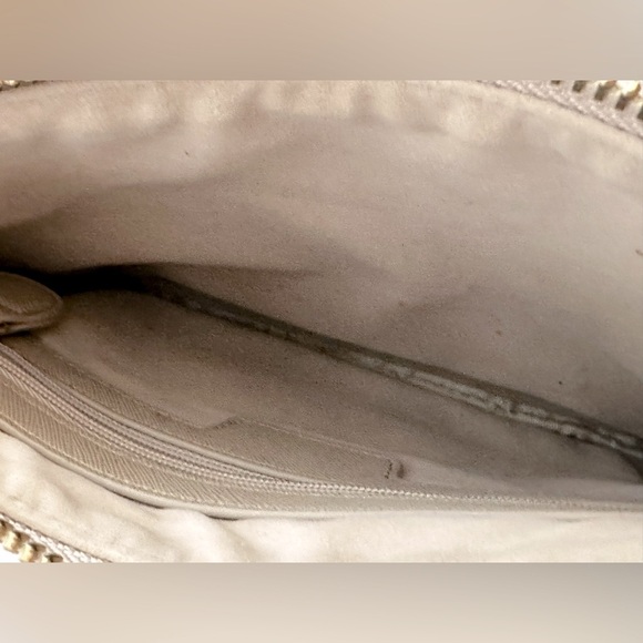 Stackers | Cream Clutch - Picture 4 of 4